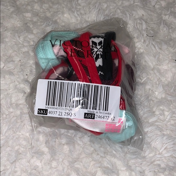 LAST ONE! PINK Victoria’s Secret Holiday Panties - Picture 3 of 3